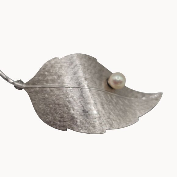 Krementz VTG Brooch Brushed SilverTone Leaf Boho Cottagecore FauxPearl Fairycore - Picture 6 of 15